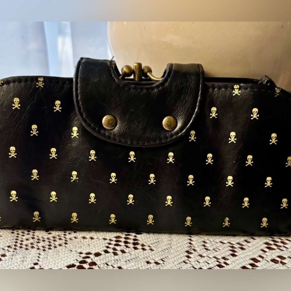 Loungefly Black and Gold Skull Wallet - Picture 2 of 6